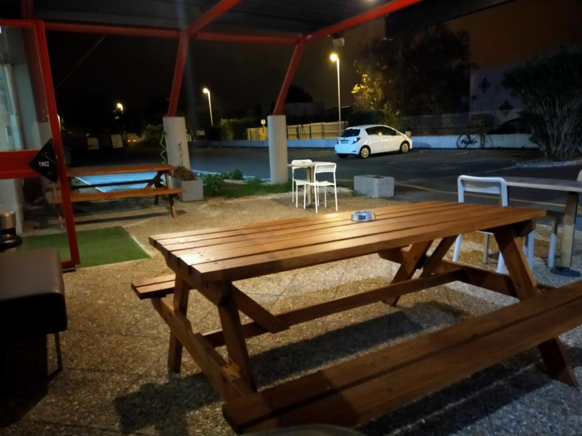 Hotel Thania Frontignan Luaran gambar