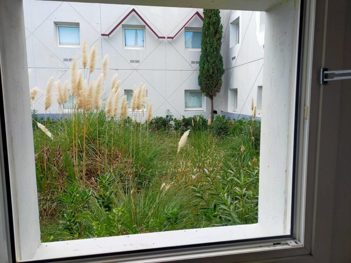 Hotel Thania Frontignan Luaran gambar